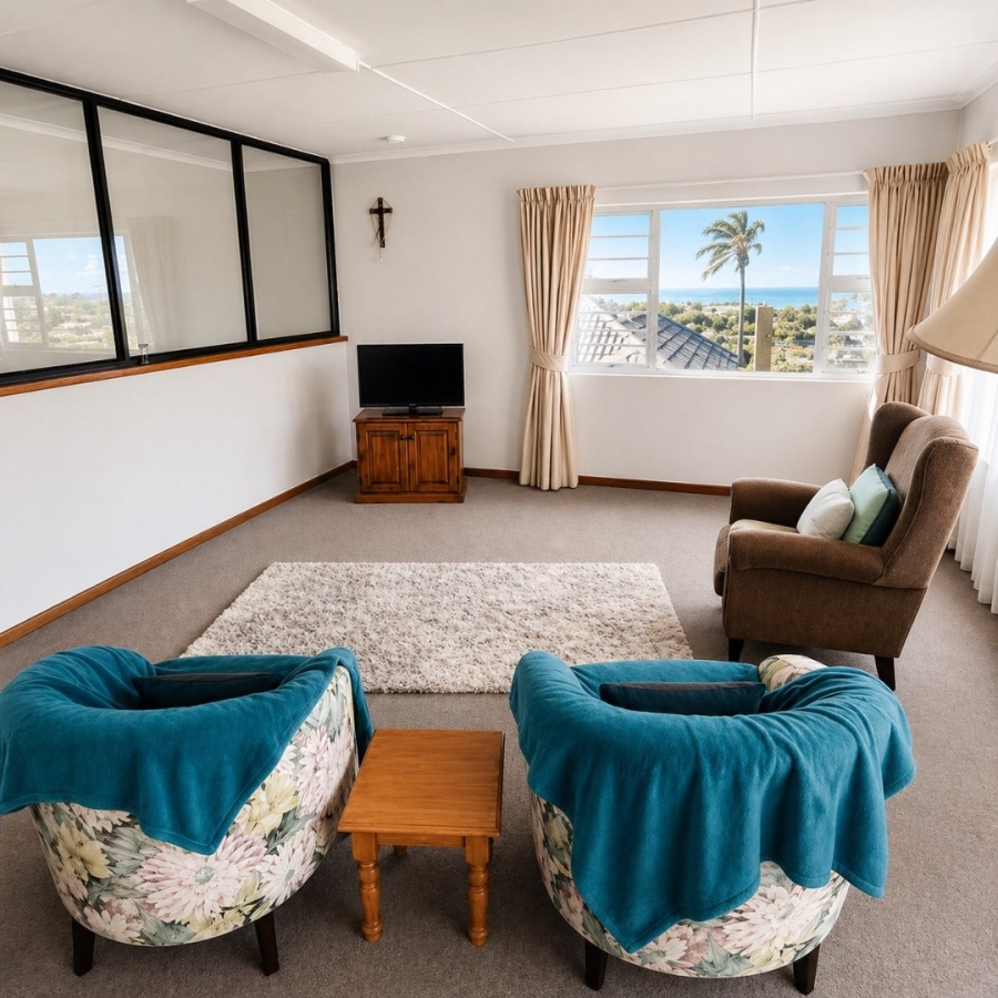 5 Bedroom Property for Sale in Vincent Heights Eastern Cape